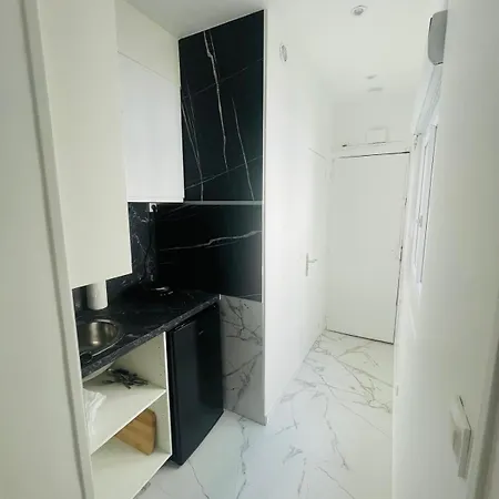 F2 - Pantheon - Jardin Du Luxembourg - Cathedrale Notre-dame De - Quartier Touristique - 4 Pers * Paris